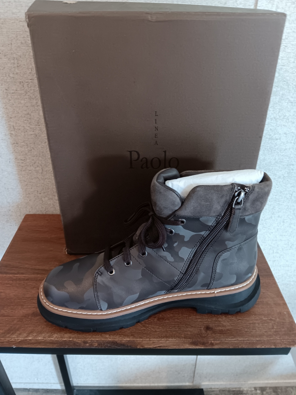 Linea Paolo Gray Camo Lace-Up Ankle Boots Size 9M